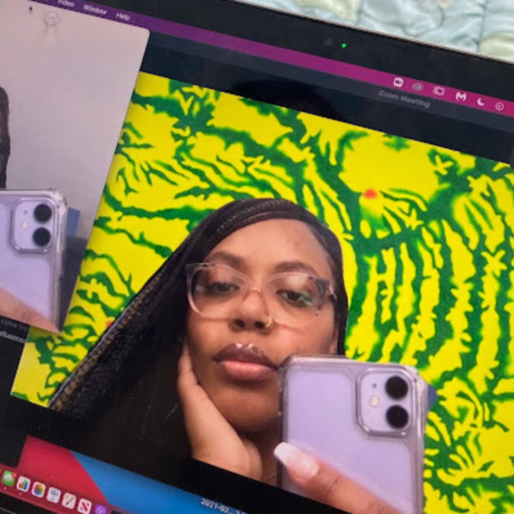 Meet your Posher, Caprice